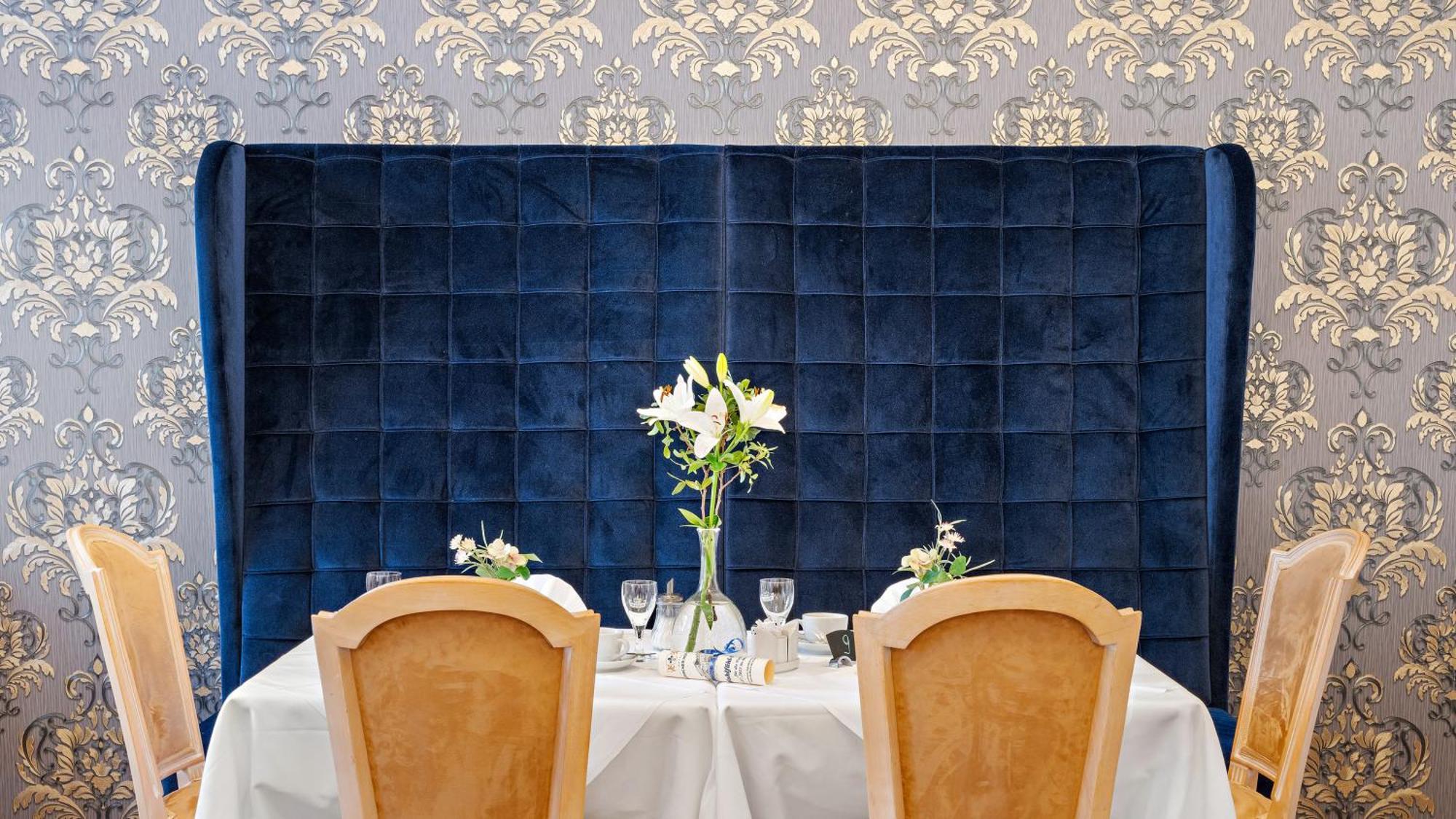 Hotel Bayerischer Hof Dresden Bagian luar foto