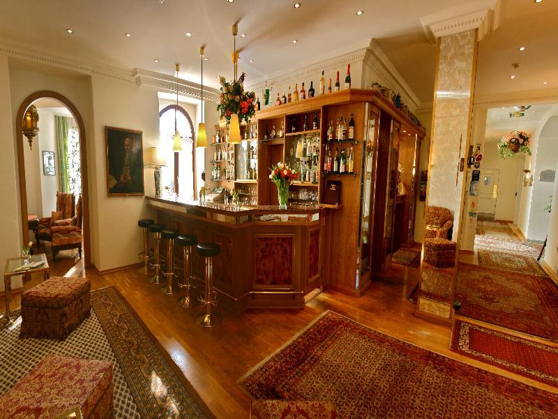 Hotel Bayerischer Hof Dresden Restoran foto